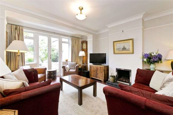 5 Bedroom Detached